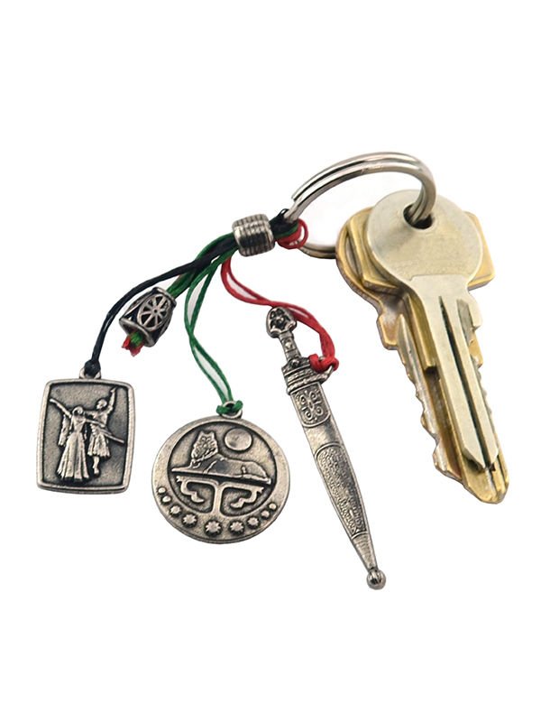 Cluster Keychain – Chechen Flag, Dagger, and Dancing Couple Figurine Keychain