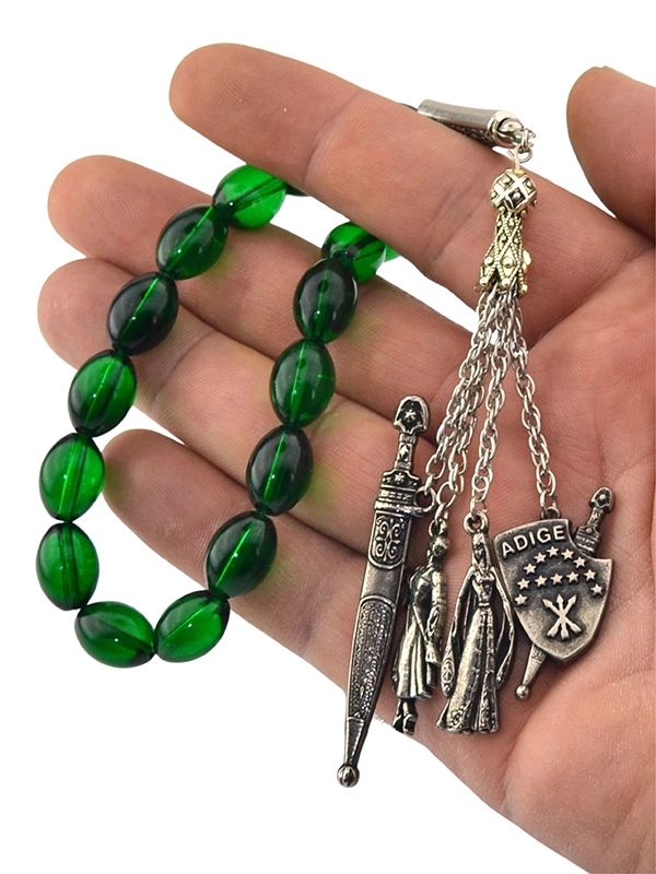Caucasian Adyghe Figure Green Prayer Beads – Elegant and Durable
