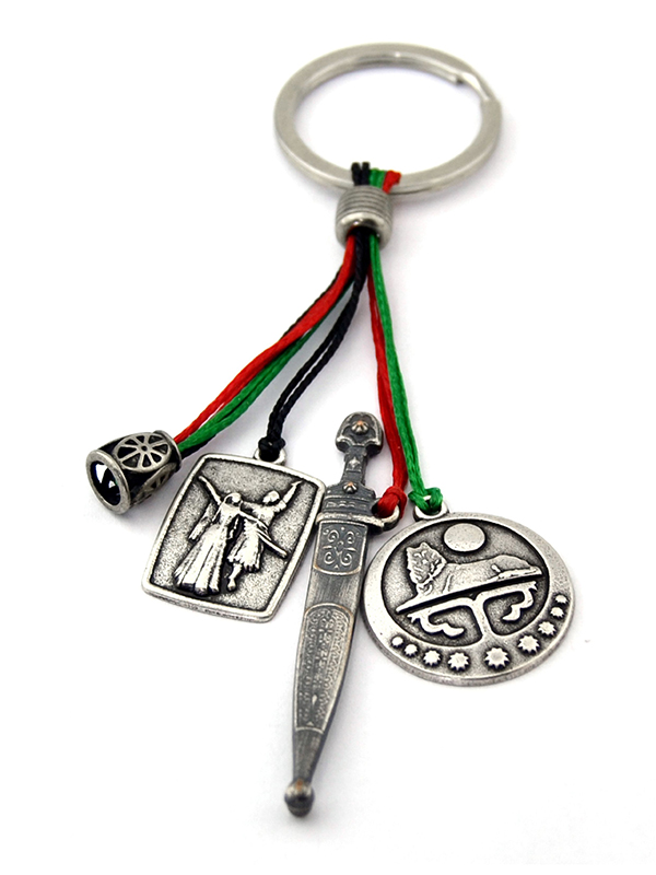 Cluster Keychain – Chechen Flag, Dagger, and Dancing Couple Figurine Keychain