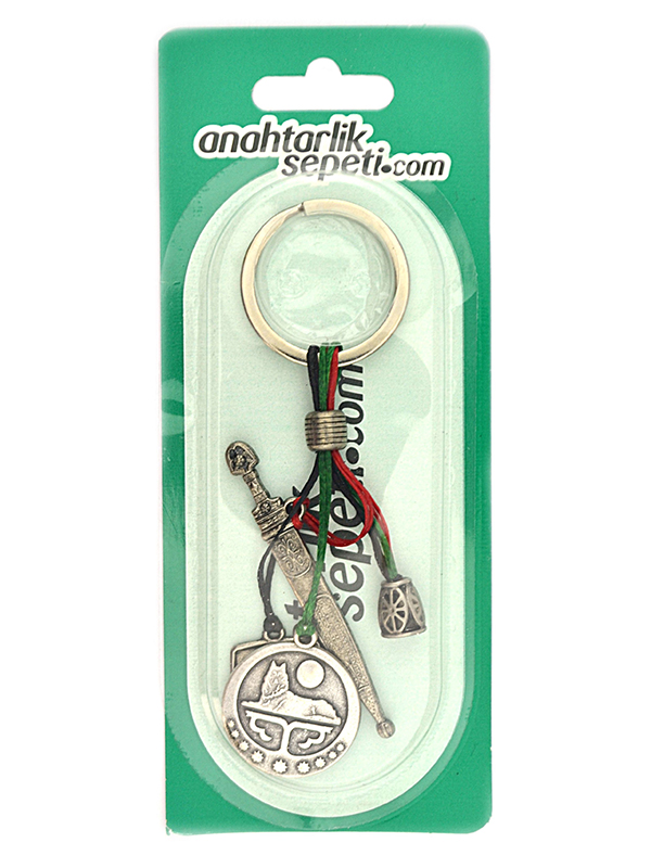 Cluster Keychain – Chechen Flag, Dagger, and Dancing Couple Figurine Keychain